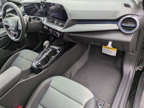 New 2026 Chevrolet Trax LT image 28