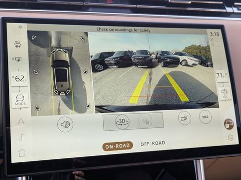 New 2026 Land Rover Range Rover Long Wheelbase SE image 10