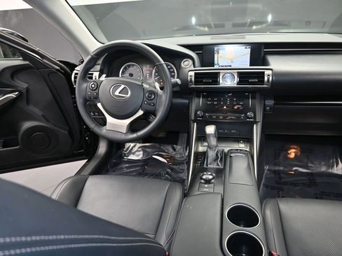 Used 2014 Lexus IS 350 image 16