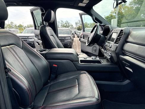 Used 2021 Ford Expedition Limited AWD/4WD image 23