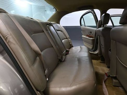 Used 2002 Buick Le Sabre Limited FWD image 43