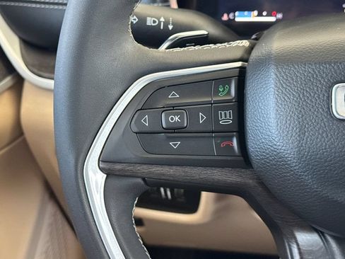 Used 2023 Jeep Grand Cherokee Limited AWD/4WD image 29