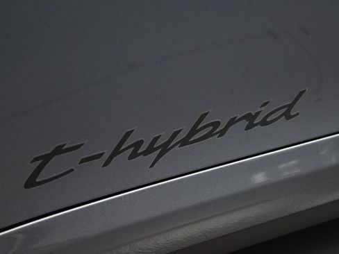Certified 2025 Porsche 911 Carrera 4 GTS AWD/4WD image 41