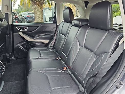 Used 2023 Subaru Forester Limited w/ Popular Package #2 AWD/4WD image 15