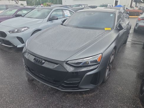 Used 2022 Audi e-tron GT Premium Plus AWD/4WD image 3