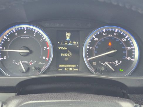 Used 2016 Toyota Highlander Limited image 23