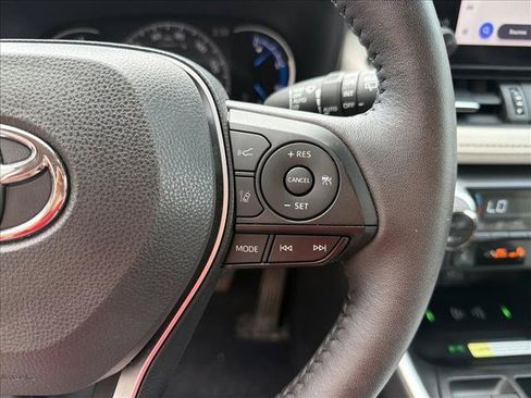 Used 2023 Toyota RAV4 XLE Premium AWD/4WD image 16