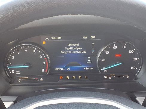 Used 2023 Ford Explorer XLT image 21