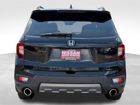 Used 2024 Honda Passport TrailSport image 7