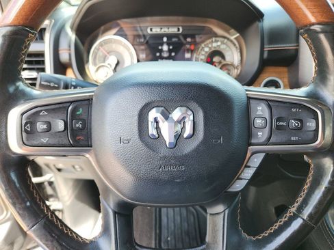 Used 2019 RAM 1500 Limited RWD image 30