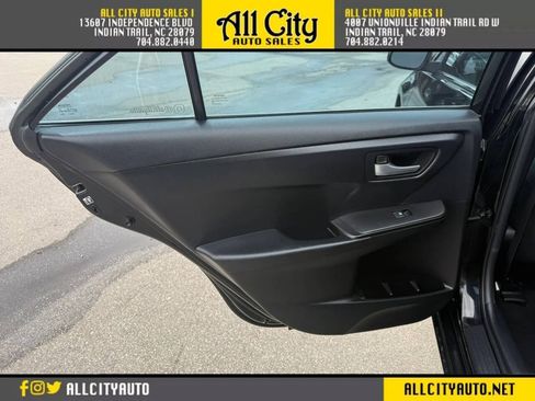 Used 2016 Toyota Camry LE FWD image 23