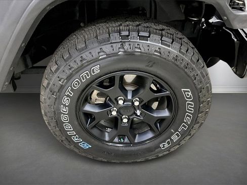 Used 2021 Jeep Wrangler Unlimited Sport image 32