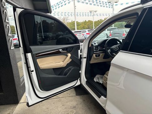 Used 2019 Audi Q5 2.0T Premium image 8