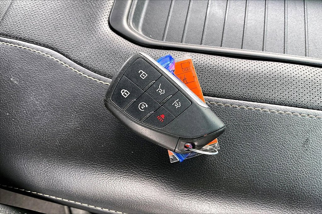 Used 2022 Chevrolet Suburban Premier AWD/4WD image 11