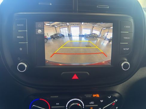 Used 2024 Kia Soul LX w/ Option Group 015 image 19