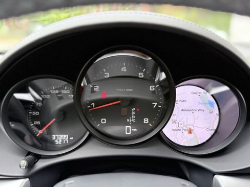 Used 2018 Porsche 718 Cayman RWD image 18