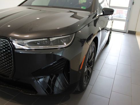 Used 2025 BMW iX M60 AWD/4WD image 41