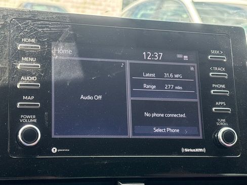 Used 2022 Toyota Camry LE image 6