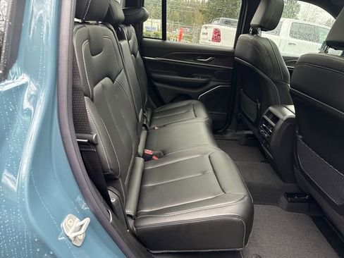 New 2026 Jeep Grand Cherokee Limited image 10