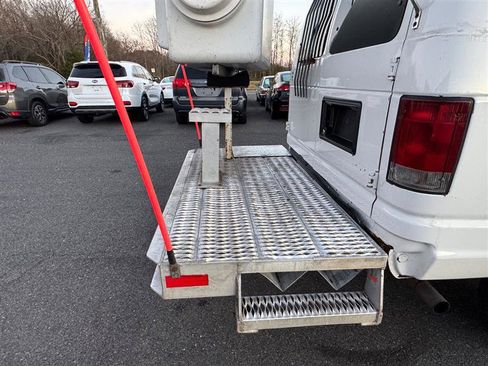 Used 2011 Ford E-350 and Econoline 350 Super Duty w/ PWR Group image 31