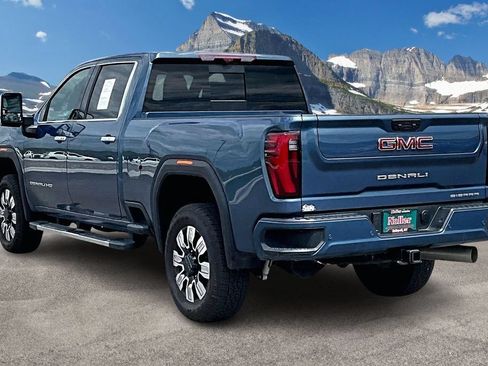 Used 2025 GMC Sierra 3500 Denali w/ Denali Reserve Package AWD/4WD image 13