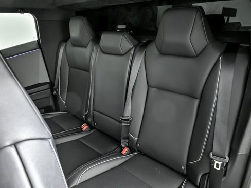 Used 2024 Tesla Cybertruck AWD Crew Cab image 19