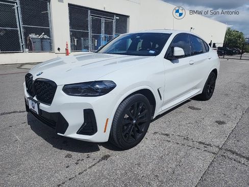 Certified 2025 BMW X4 xDrive30i w/ M Sport Package AWD/4WD image 1