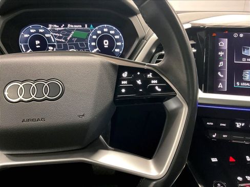 Used 2023 Audi Q4 e-tron Premium Plus w/ Premium Plus image 20