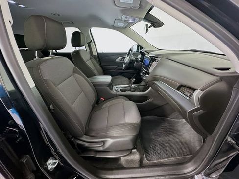 Used 2020 Chevrolet Traverse LT w/ Driver Confidence II Package AWD/4WD image 28
