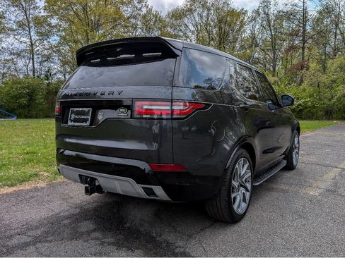 Used 2020 Land Rover Discovery Landmark AWD/4WD image 5
