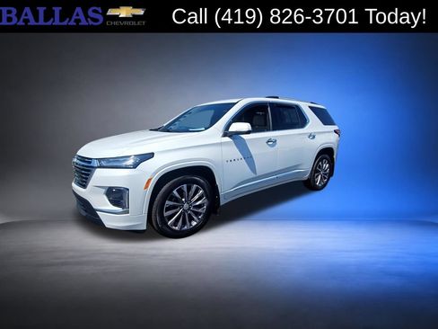 Used 2023 Chevrolet Traverse Premier AWD/4WD image 4