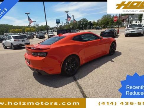 Used 2019 Chevrolet Camaro SS RWD image 9