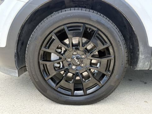 Used 2022 Kia Telluride SX w/ Nightfall Edition Package AWD/4WD image 9
