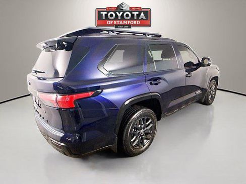 Used 2024 Toyota Sequoia Platinum image 7