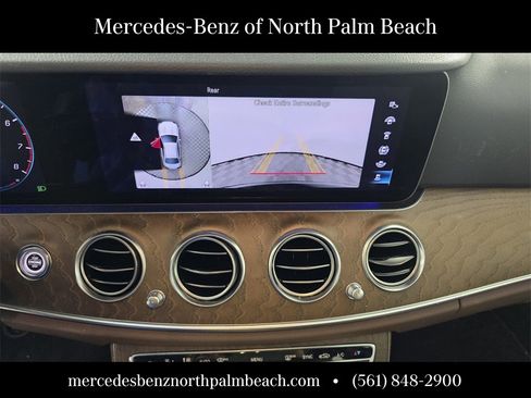 Used 2022 Mercedes-Benz E 350 Sedan image 18