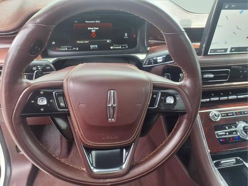 Used 2022 Lincoln Aviator Black Label w/ Dynamic Handling Package AWD/4WD image 31