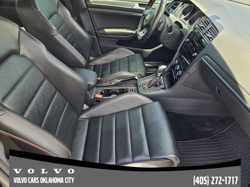 Used 2021 Volkswagen GTI SE FWD image 14