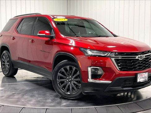 Used 2023 Chevrolet Traverse RS w/ LPO, Floor Liner Package AWD/4WD image 3