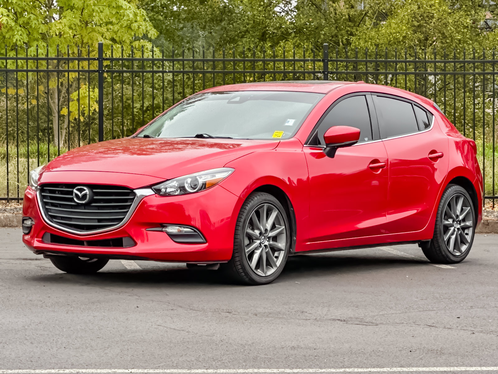 Used 2018 MAZDA MAZDA3 Touring FWD image 8