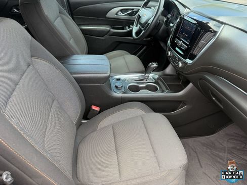 Used 2020 Chevrolet Traverse LS AWD/4WD image 12