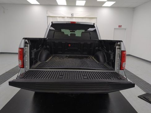 Used 2015 Ford F150 XLT AWD/4WD image 29