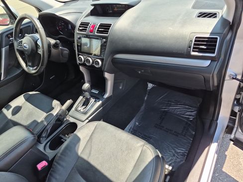 Used 2016 Subaru Forester 2.5i Touring w/ Eyesight & Navigation System AWD/4WD image 33