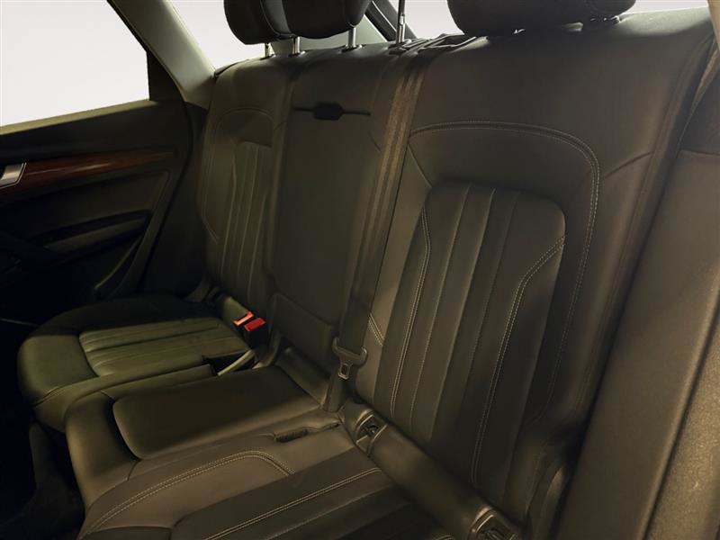 Used 2021 Audi Q5 e Premium w/ Convenience Package AWD/4WD image 15