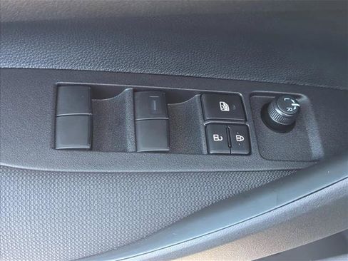 New 2025 Toyota Corolla LE image 11