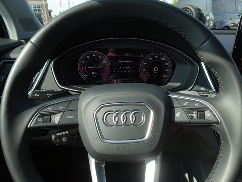 Certified 2023 Audi Q5 2.0T Premium Plus w/ Premium Plus Package AWD/4WD image 15