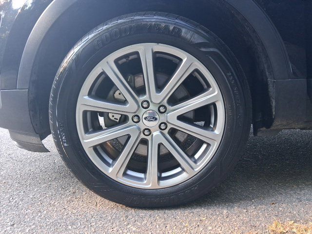 Used 2017 Ford Explorer Limited AWD/4WD image 18