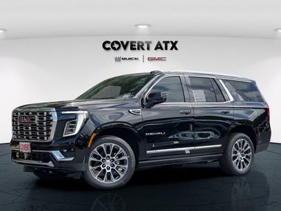 New 2026 GMC Yukon Denali w/ Sun & Power Step Package