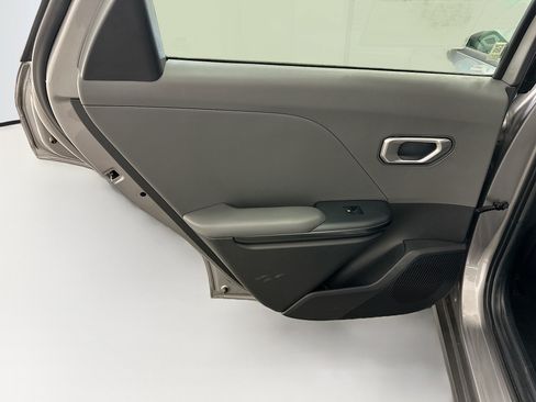 Used 2025 Kia K4 FWD image 27
