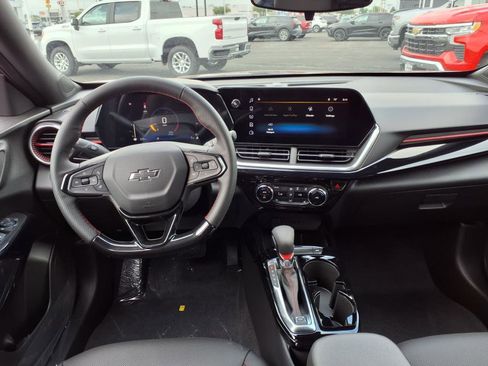 New 2025 Chevrolet Trax RS w/ Driver Confidence Package image 14