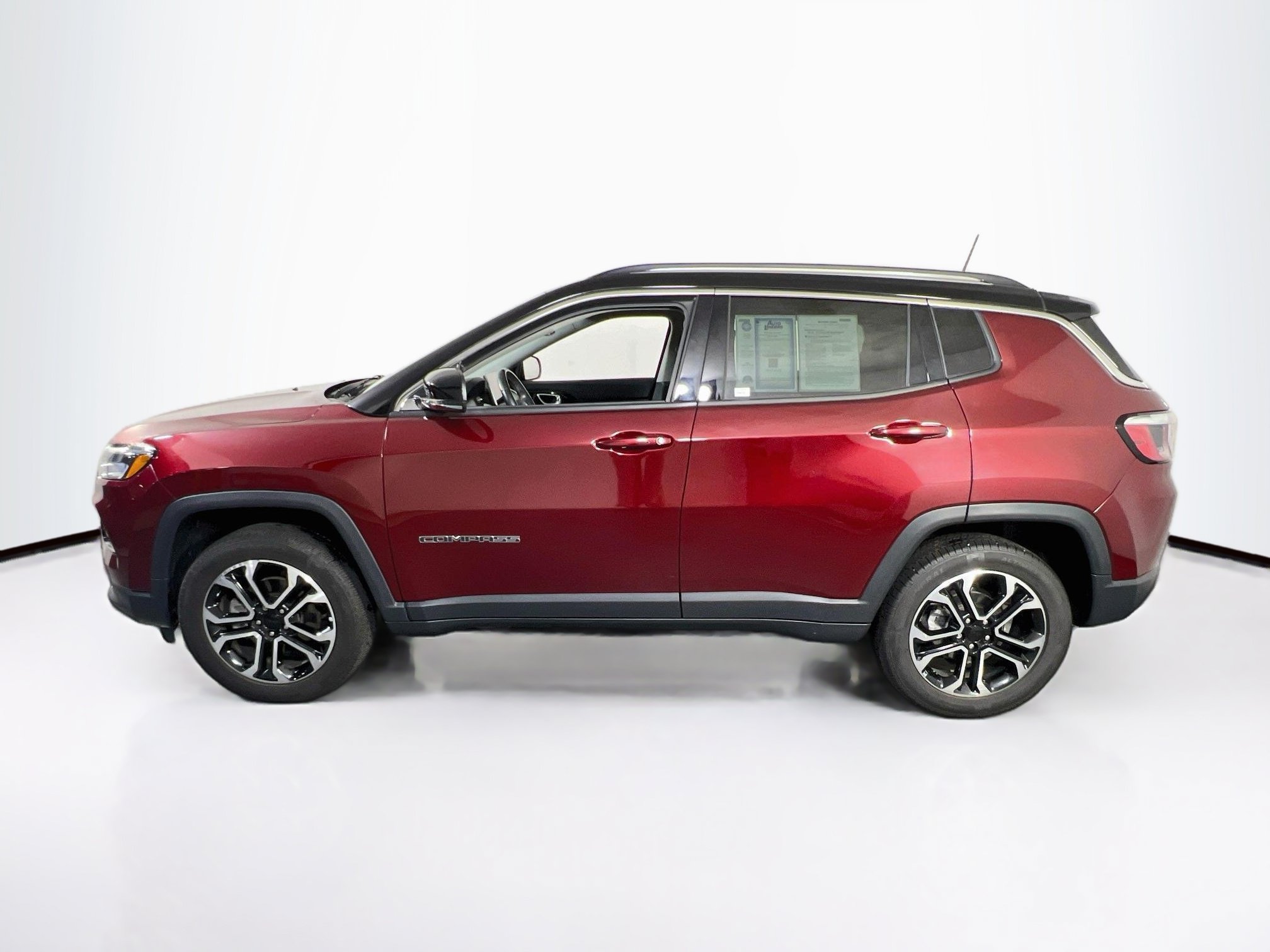 Used 2022 Jeep Compass Limited AWD/4WD image 8